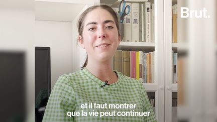 Leah a 29 ans et est atteinte de la maladie de Charcot depuis 4 ans, une maladie neurodégénérative qui provoque une paralysie progressive des muscles. Pour Brut, elle raconte son quotidien.