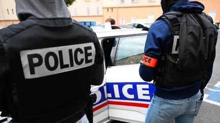 La police intervient à Marseille, 31 mars 2023. (CHRISTOPHE SIMON / AFP)