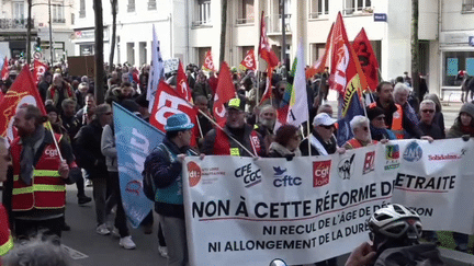 Grève du 28 mars : les opposants à la réforme des retraites restent motivés (France 2)