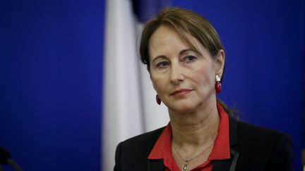 La ministre de l'Ecologie, S&eacute;gol&egrave;ne Royal, le 15 janvier 2015, lors de sa c&eacute;r&eacute;monie de v&oelig;ux &agrave; la presse organis&eacute;e &agrave; Paris. (  MAXPPP)