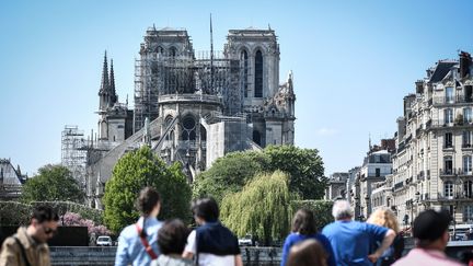 La cathédrale Notre-Dame le 19 avril 2019.&nbsp; (STEPHANE DE SAKUTIN / AFP)