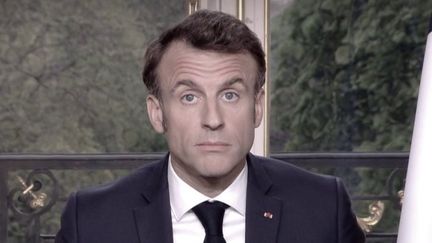 Politique : une première année de réélection compliquée pour Emmanuel Macron