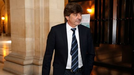 Michel Neyret au tribunal correctionnel de Paris, le 9 mai 2016.&nbsp; (THOMAS SAMSON / AFP)