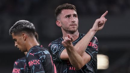 Le défenseur de Manchester City Aymeric Laporte après son but lors du match amical entre le Bayern Munich et Manchester City, Tokyo (Japon) le 26 juillet 2023. (KAZUHIRO NOGI / AFP)