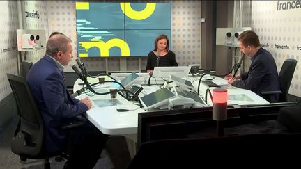 les informés du matin du 2 novembre 2021 (FRANCEINFO / RADIOFRANCE)