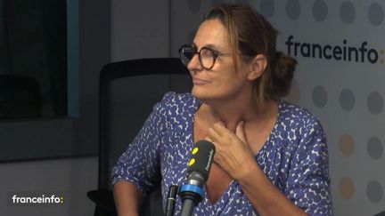 Edith Rieubon, rédactrice en chef du "Journal de Mickey", au micro de franceinfo mardi 6 septembre 2022. (FRANCEINFO / RADIO FRANCE)