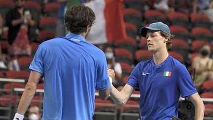 L'Italien Jannik Sinner&nbsp;a remporté son simple face au&nbsp;Français Arthur Rinderknech, lors de l'ATP Cup à Sydney, le 4 janvier 2022. (MUHAMMAD FAROOQ / AFP)