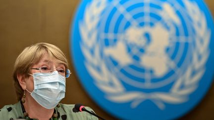 La Haute-Commissaire de l'ONU aux droits de l'homme Michelle Bachelet, le 21 juin 2021 à Genève (Suisse).&nbsp; (FABRICE COFFRINI / AFP)