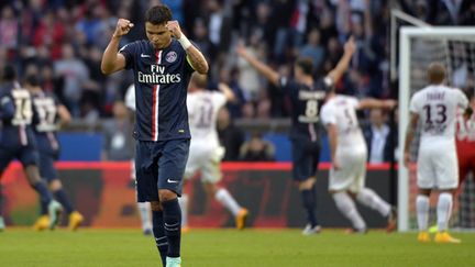 Thiago Silva, le capitaine parisien, compte sur ses coéquipiers pour ramener les trois points de la victoire.   (MIGUEL MEDINA / AFP)