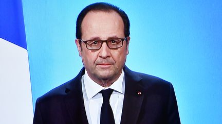 Capture de l'allocution télévisée de François Hollande, le 1er décembre à Paris (OLIVIER MORIN / AFP)