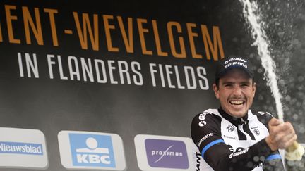 John Degenkolb célèbre sa victoire (DIRK WAEM / BELGA MAG)