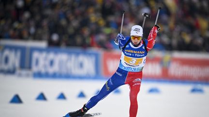 Le biathlète français Eric Perrot était le troisième relayeur des Bleus à Östersund, le 11 mars 2023. (ANDERS WIKLUND / AFP)