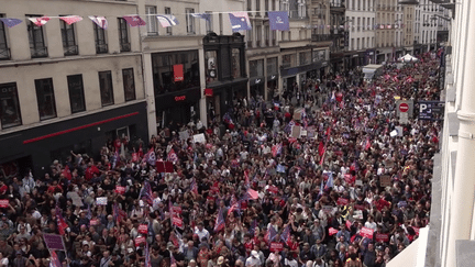 Manifestations contre Michel Barnier : la gauche rassemblée à l'appel des Insoumis contre le « coup de force » d'Emmanuel Macron