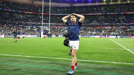 Antoine Dupont après la défaite du XV de France face à l'Afrique du Sud, le 15 octobre 2023. (FRANCK FIFE / AFP)