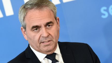 Xavier Bertrand prend la parole lors de son premier meeting de campagne à Maubeuge (Hauts-de-France), le 3 mai 2021. (FRANCOIS LO PRESTI / AFP)