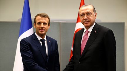  Le président turc Recep Tayyip Erdogan et le président Français&nbsp;Emmanuel Macron, pendant la 72ème session de&nbsp;l'Assemblée générale de l'ONU, à New York (Etats-Unis), 19 septembre 2017. (KAYHAN OZER / ANADOLU AGENCY / AFP)