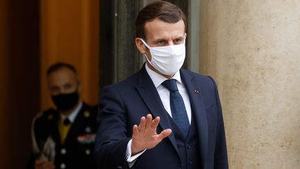 Le Président français Emmanuel Macron à&nbsp;l'Elysée, le 27 janvier 2021 à Paris. (LUDOVIC MARIN / AFP)