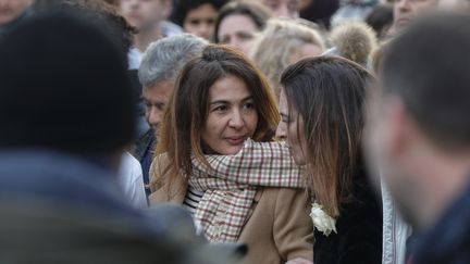 Doria Chouviat, lors d'un rassemblement dans les rues de Levallois-Perret (Hauts-de-Seine), en mémoire de son conjoint décédé. (GEOFFROY VAN DER HASSELT / AFP)