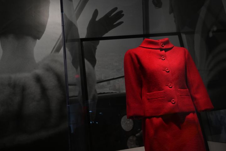 Exposition&nbsp;"Pierre Cardin : Future Fashion" à New York (USA), juillet 2019 (TIMOTHY A. CLARY / AFP PHOTO)