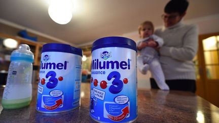 Du lait infantile fabriqué par la société Lactalis. (MAXPPP)