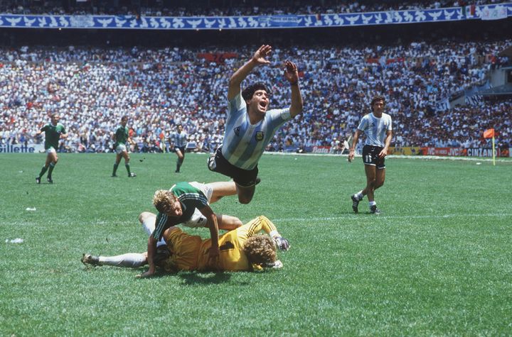 Diego Armando Maradona lors de la finale Argentine - RFA (3-2) de la Coupe du Monde 1986 à Mexico (SVEN SIMON / PICTURE-ALLIANCE)