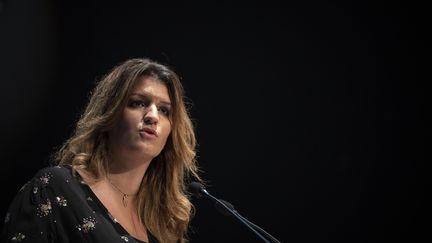 Marlène Schiappa s'exprime lors d'un séminaire "pour la lutte contre le séparatisme et l'islamisme" à Albi (Tarn), le 27 octobre 2020. (LIONEL BONAVENTURE / AFP)