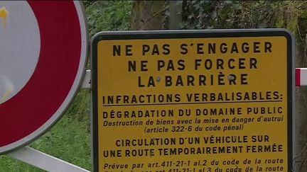 Intempéries dans le Gard : quelles précautions ont été prises autour des ponts submersibles ? (franceinfo)