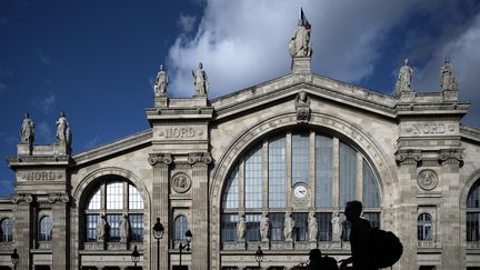 La façade de la gare du Nord, à Paris, le 10 octobre 2019. (PHILIPPE LOPEZ / AFP)