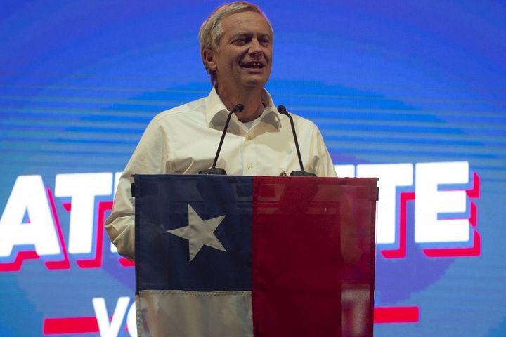 Jose Antonio Kast, far-right Chilean presidential candidate, during a meeting in Santiago, the capital of Chile, on November 21, 2021 (ERNESTO BENAVIDES / AFP)