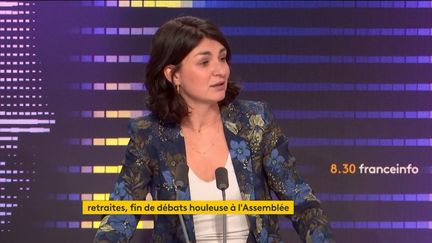 La députée LFI Aurélie Trouvé sur le plateau de franceinfo, à Paris, le 18 février 2023. (FRANCEINFO)