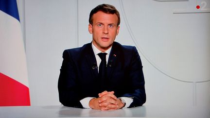 Emmanuel Macron annonce le reconfinement du territoire français depuis l'Elysée (Paris), le 28 octobre 2020.&nbsp; (LUDOVIC MARIN / AFP)