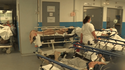 Hôpital : le service des urgences de Fréjus sous haute tension (FRANCE 3)