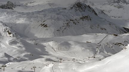 En Savoie, deux skieurs hors-piste passent la nuit bloqués à 2 300 m d'altitude près de Val d'Isère