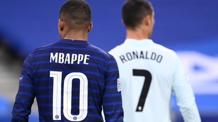 Kylian Mbappé et Cristiano Ronaldo vont se retrouver ce samedi (FRANCK FIFE / AFP)