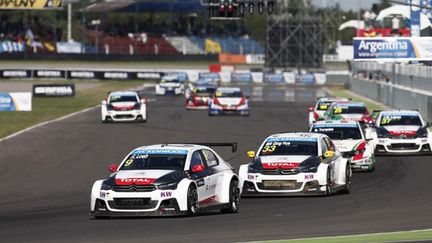 Sébastien Loeb (Citroën) attaque pied au plancher sa 2e saison en WTCC (JEAN MICHEL LE MEUR / JEAN MICHEL LE MEUR;DPPI MEDIA)