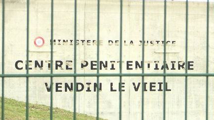 Justice : la permission de sortie de prison d'un récidiviste de l'évasion, fait polémique