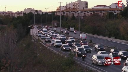 Complément d'enquête. "Oui, j'aime les bouchons" : la confession aérienne d'une chercheuse en embouteillages