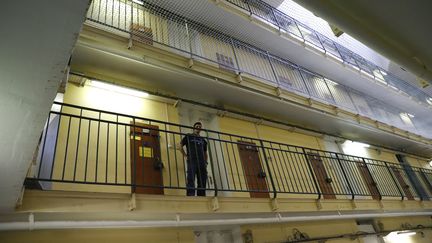 L'intérieur de la prison de Fresnes, en septembre 2016. (PATRICK KOVARIK / AFP)