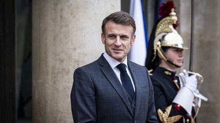 Le président de la République, Emmanuel Macron, à l'Elysée, à Paris, le 5 novembre 2024. (XOSE BOUZAS / HANS LUCAS / AFP)