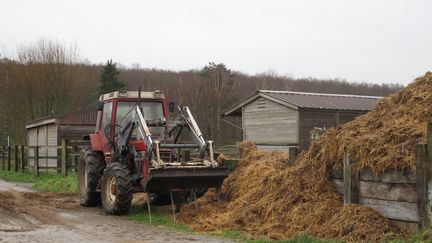 Les&nbsp;gendarmes demandent aux agriculteurs de ne rien laisser traîner dans leurs exploitations afin d'éviter les cambriolages.&nbsp; (CHEVALLIER C?CILE / MAXPPP)