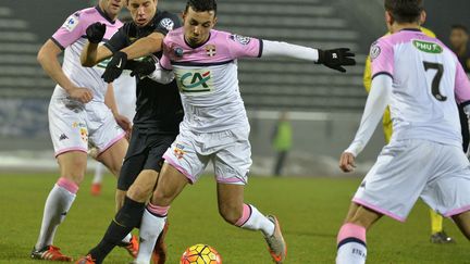 Zakrya Abarouai, joueur de l'Evian-Thonon-Gaillard (JEAN-PHILIPPE KSIAZEK / AFP)