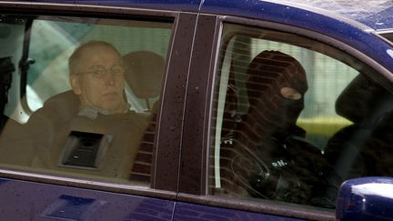 Le tueur en série Michel Fourniret photographié à Charleville-Mezière (Ardennes), le 29 mai 2008. (ALAIN JULIEN / AFP)