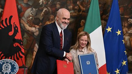 Italian Prime Minister, Georgia Meloni, and Albanian Prime Minister, Edi Rama, during a press conference in Rome (Italy), November 6, 2023. (TIZIANA FABI / AFP)