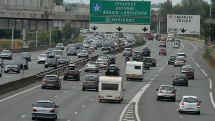 Sur l'autoroute pr&egrave;s de Bordeaux, le 2 ao&ucirc;t 2014.&nbsp; (JEAN PIERRE MULLER / AFP)