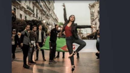 6media mod danseuse algerie revoice WEB