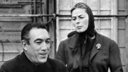 Anthony Quinn avec Ingrid Bergman, sa partenaire dans &quot;La rancune&quot;
 (STR / AFP)