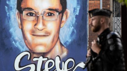 Une fresque en hommage à Steve Maia Caniço, le 21 juin 2022 à Nantes (Loire-Atlantique). (LOIC VENANCE / AFP)