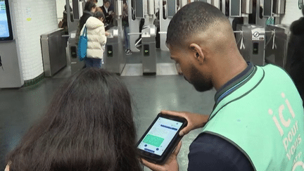 Paris 2024 : une application de traduction instantanée à la RATP pour aiguiller les touristes (France 2)