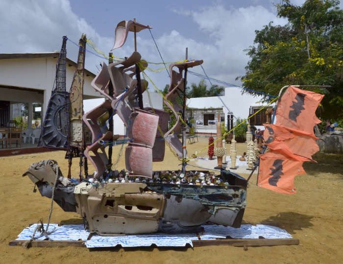 "Le voilier des temps", Aston, 2016.
 (Charles Placide / Centre Arts et Cultures de Cotonou)