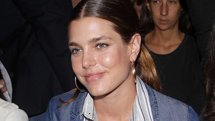 La ressemblance entre Charlotte Casiraghi et sa m&egrave;re, Caroline de Monaco est plus que troublante. (OLYCOM / SIPA)